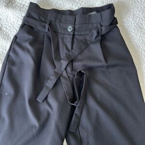 Black wide leg Vera Moda pants with belt tie. High wasted, size 38 (6US)